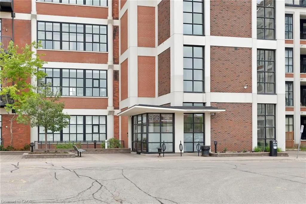 404 King Street W, #519