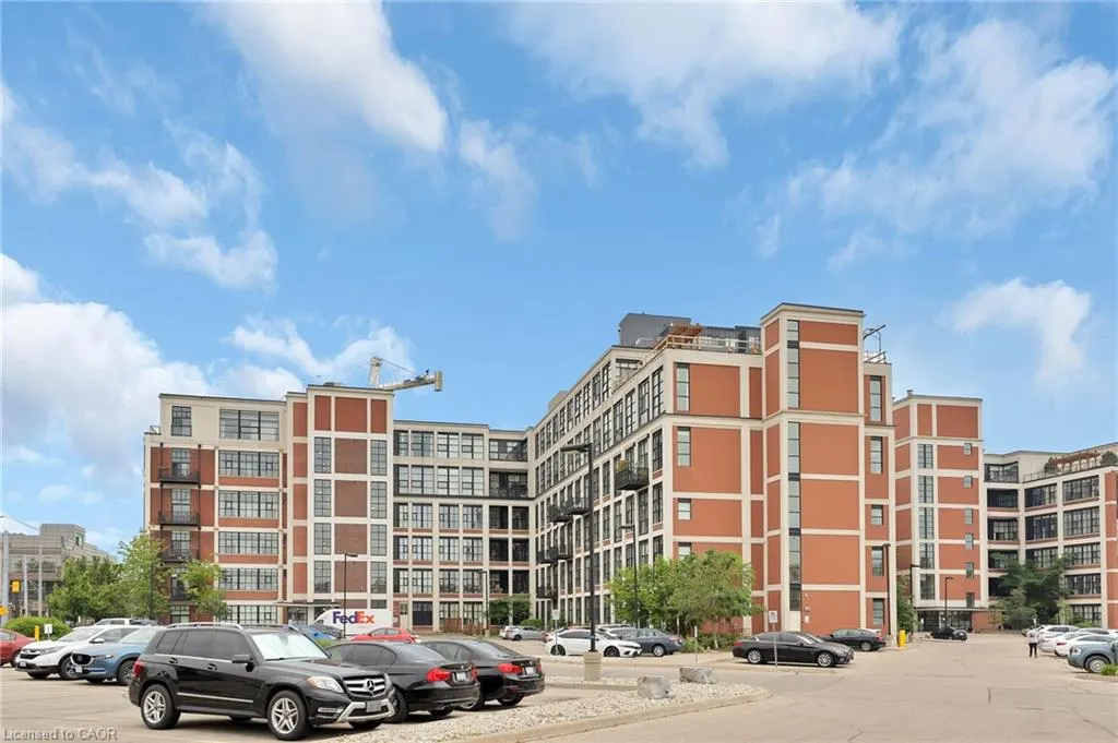 404 King Street W, #519