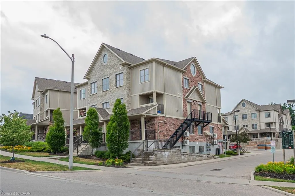 255 Maitland Street, #2C
