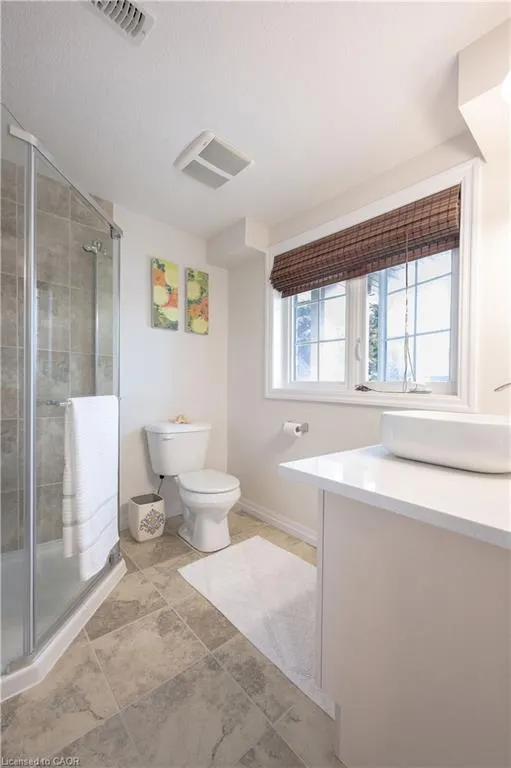 255 Maitland Street, #2C