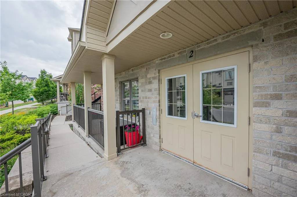 255 Maitland Street, #2C