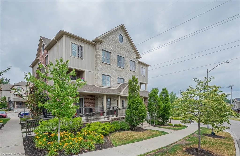 255 Maitland Street, #2C
