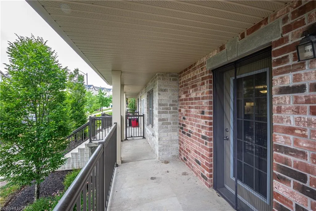255 Maitland Street, #2C