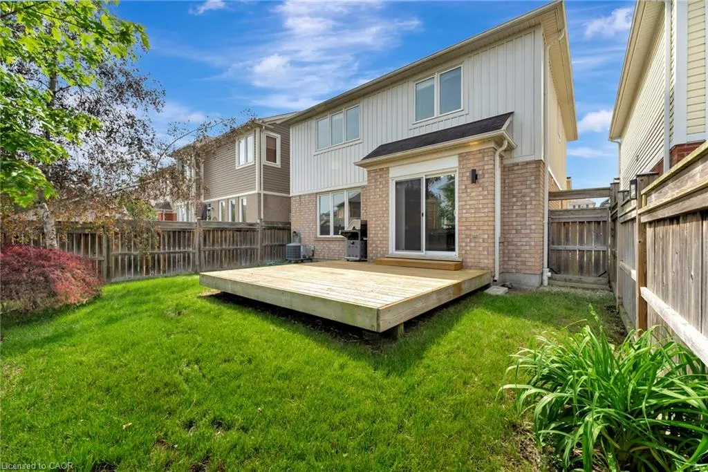 54 Horton Walk