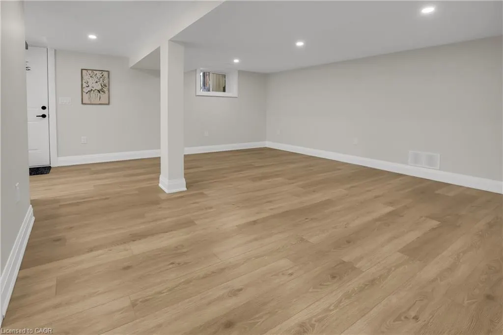 52 Valencourt Drive