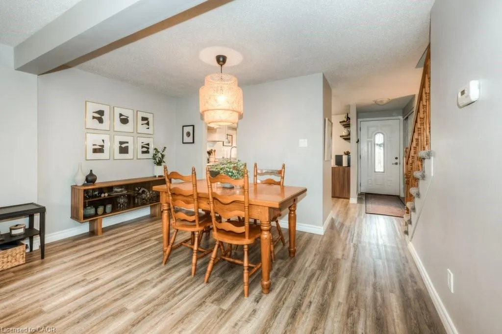 48 Wendy Crescent
