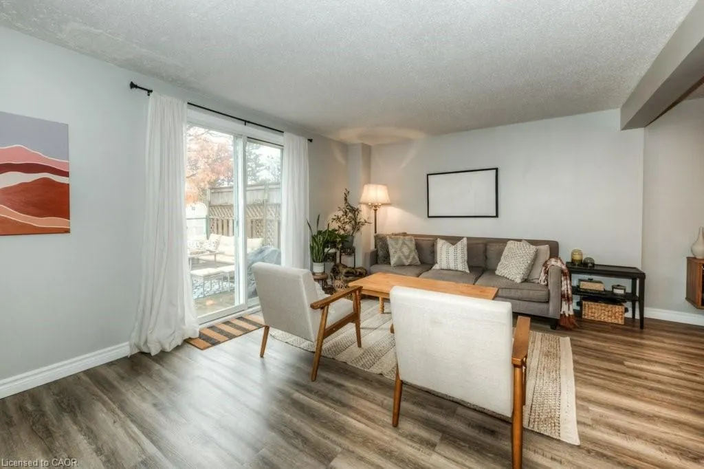48 Wendy Crescent