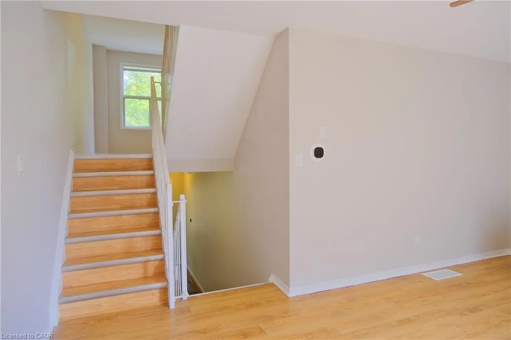59 Mooregate Crescent