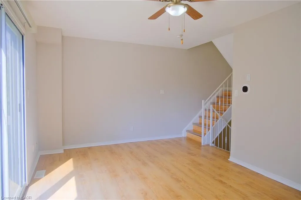 59 Mooregate Crescent