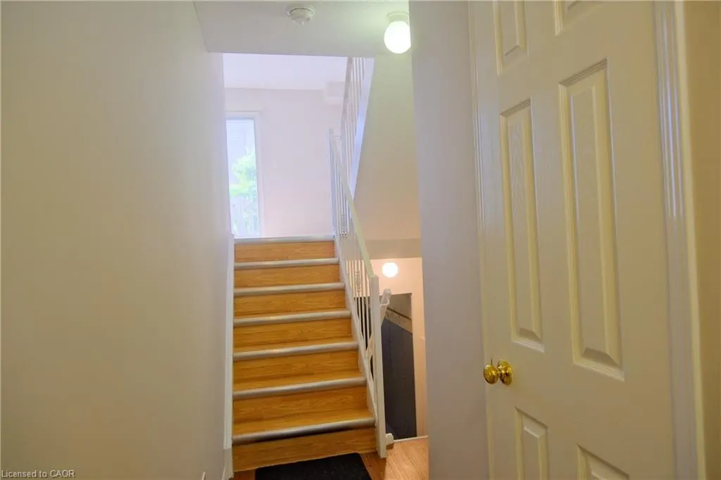 59 Mooregate Crescent