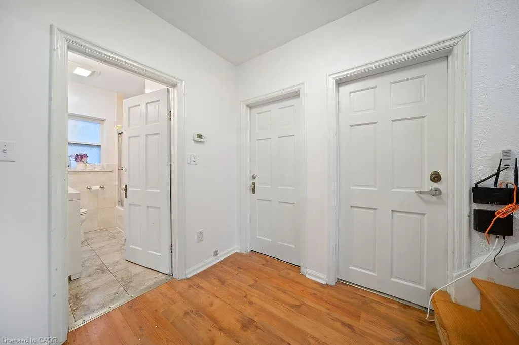 82 Whitney Avenue
