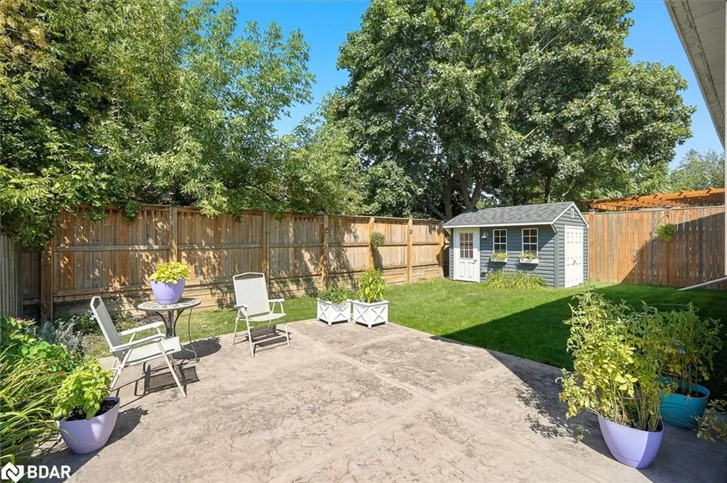 286 Tagge Crescent
