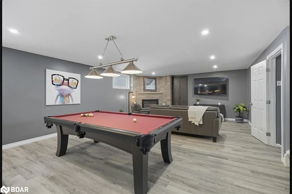 286 Tagge Crescent