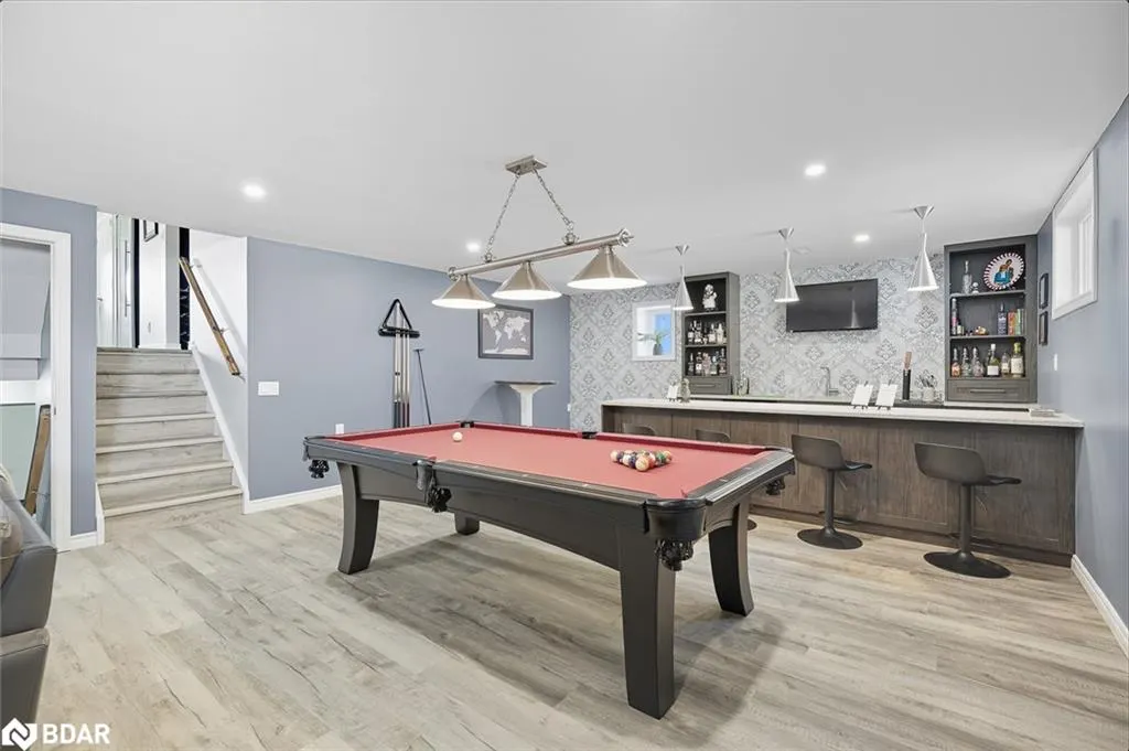 286 Tagge Crescent