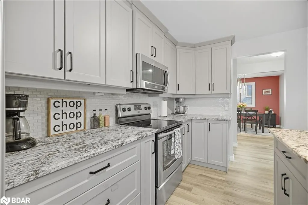 286 Tagge Crescent