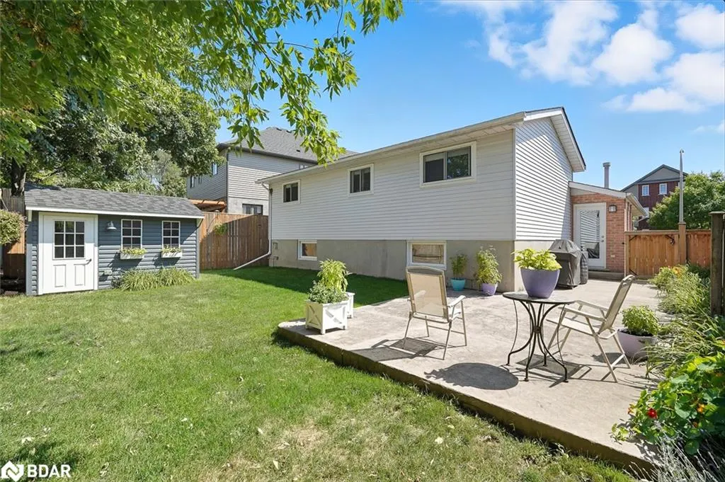286 Tagge Crescent