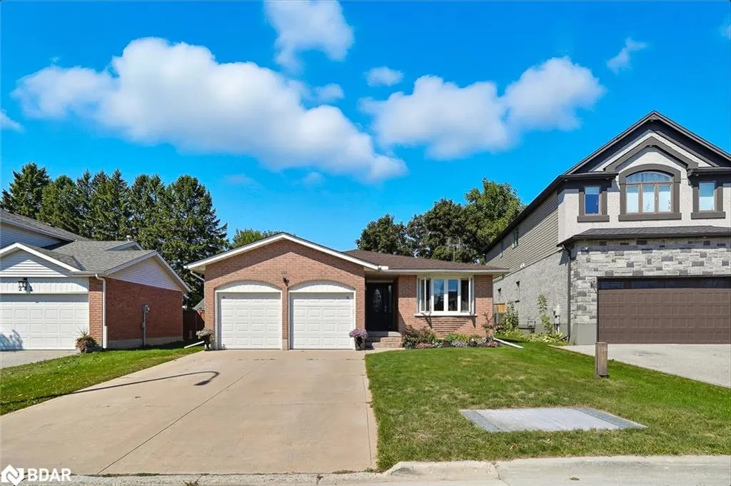 286 Tagge Crescent