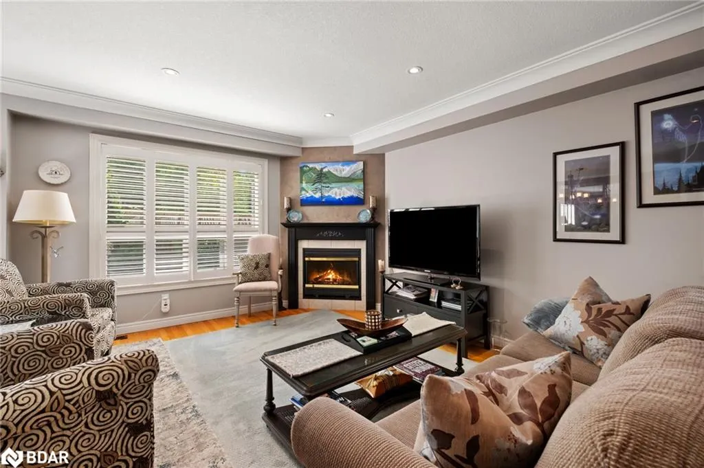130 Robert Street, #22