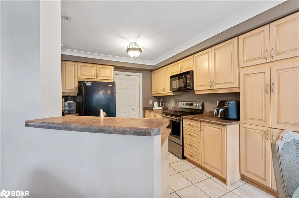 130 Robert Street, #22