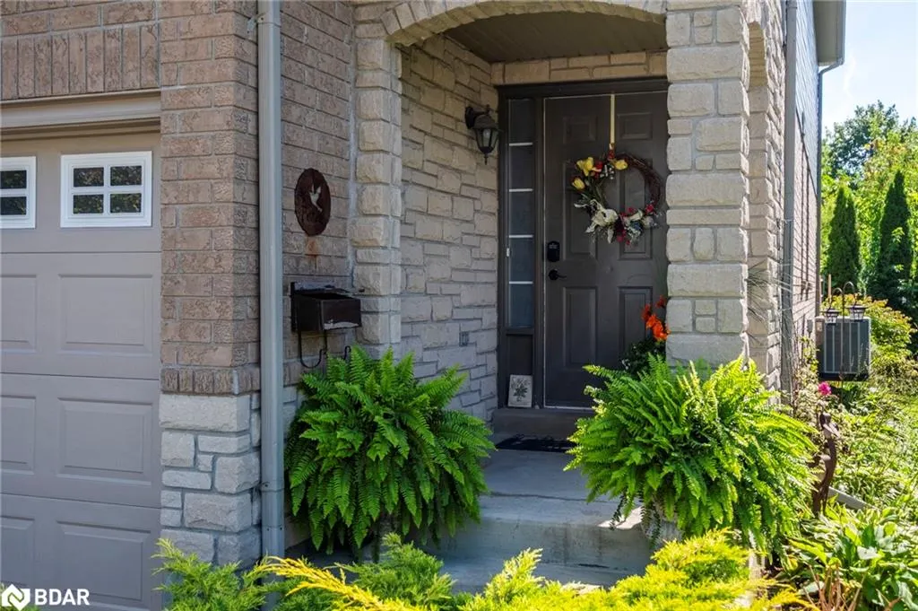 130 Robert Street, #22