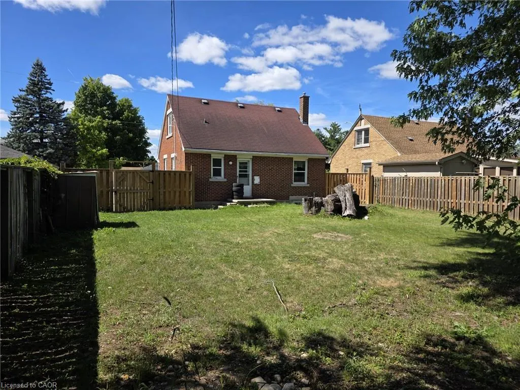 1673 Fairview Road