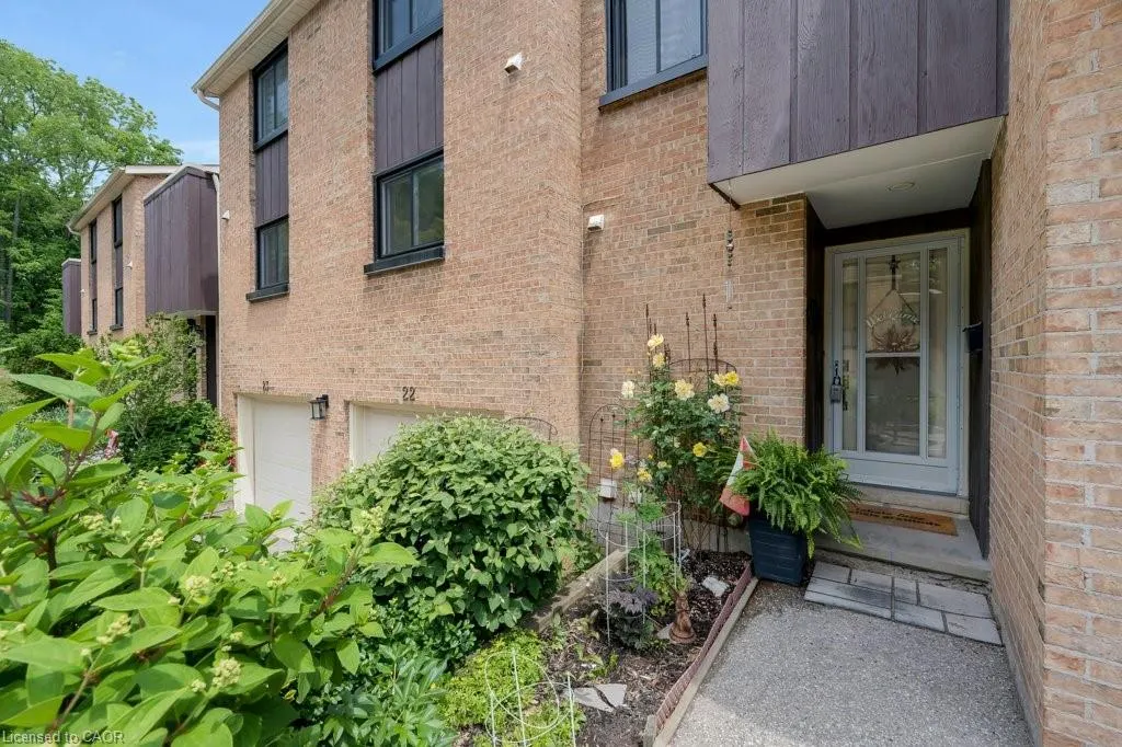 220 Salisbury Avenue, #22