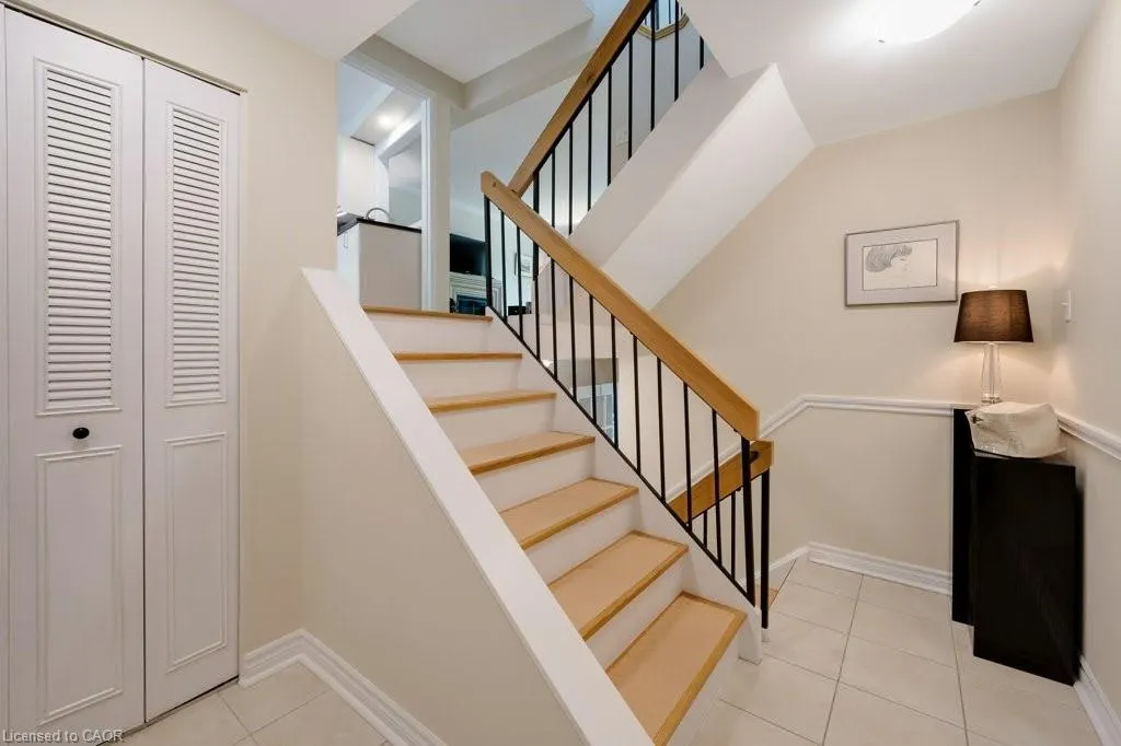 220 Salisbury Avenue, #22