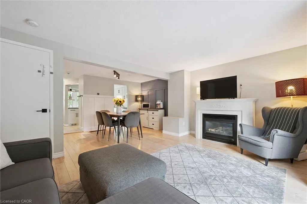 466 Boettger Place