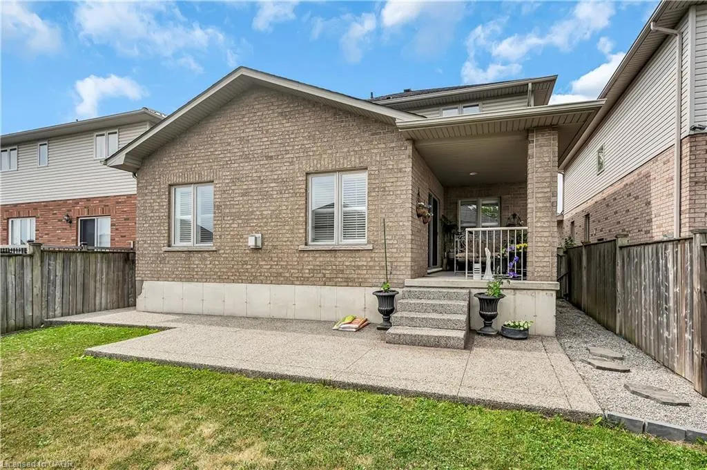 7 Kathleen Court