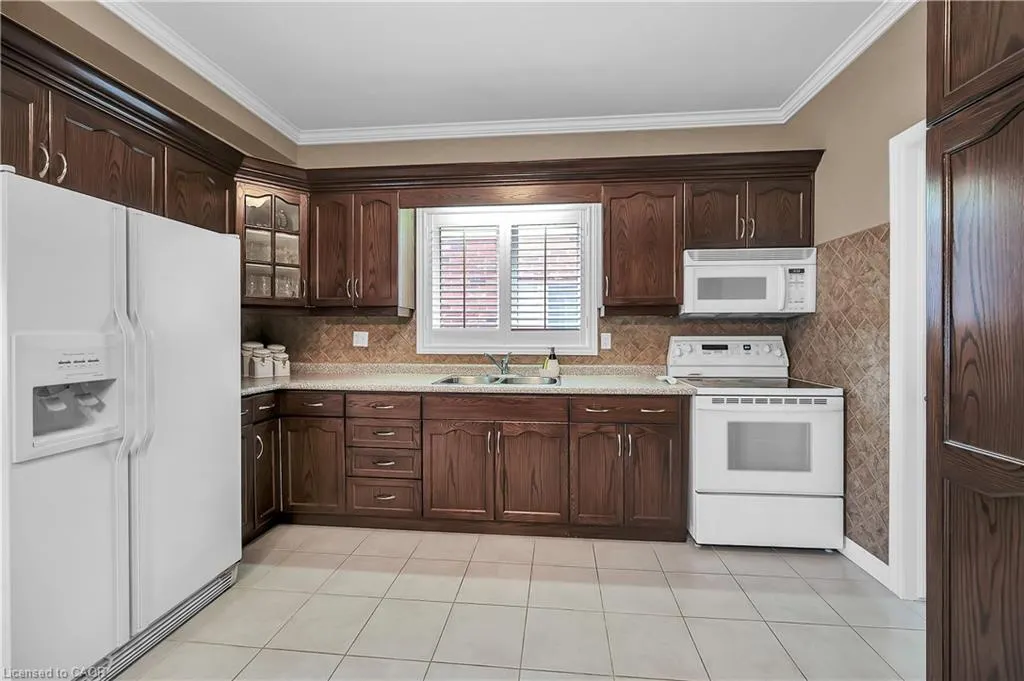 7 Kathleen Court