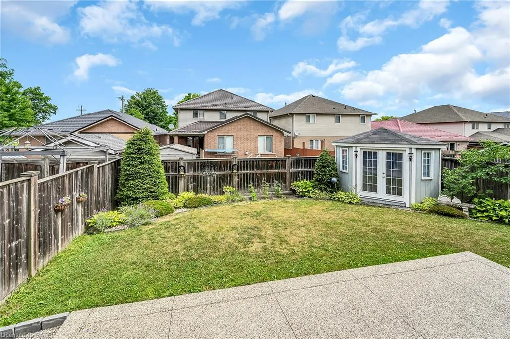 7 Kathleen Court