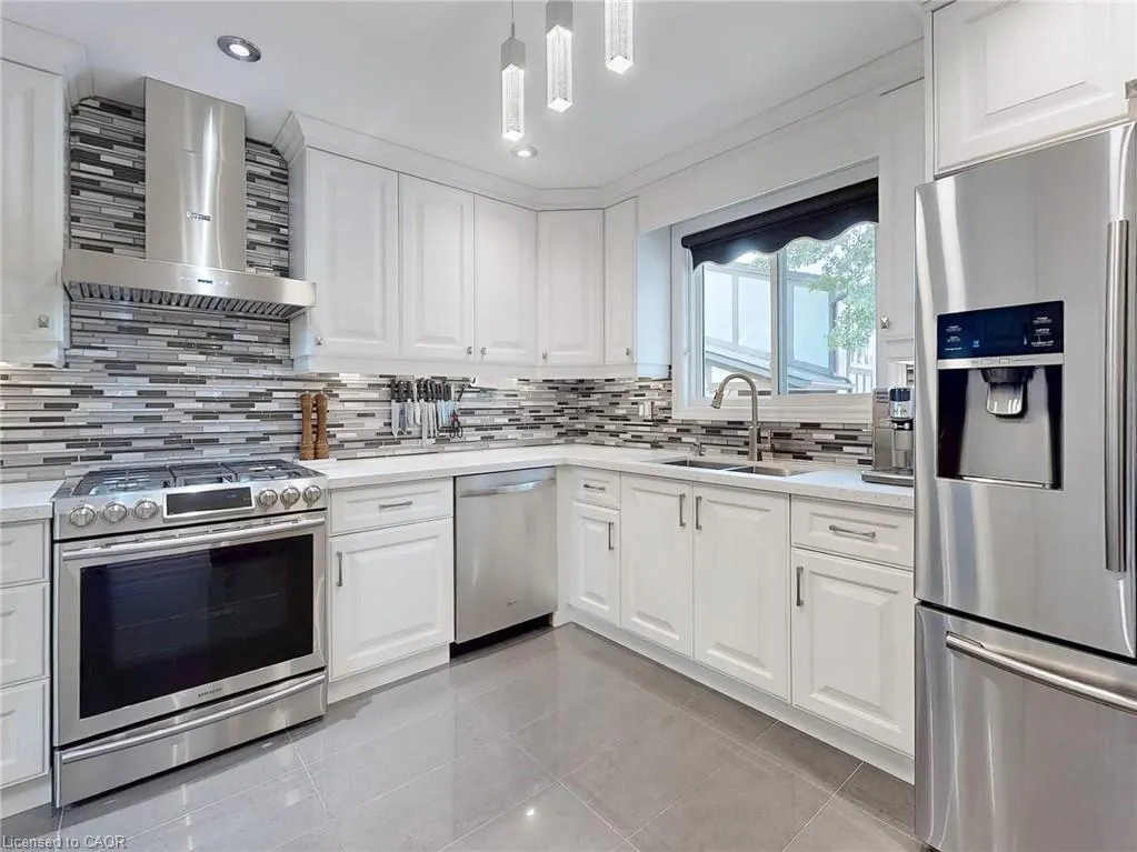 2200 Glenwood School Drive, #48