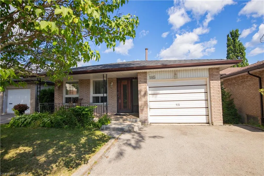 185 Lavina Crescent