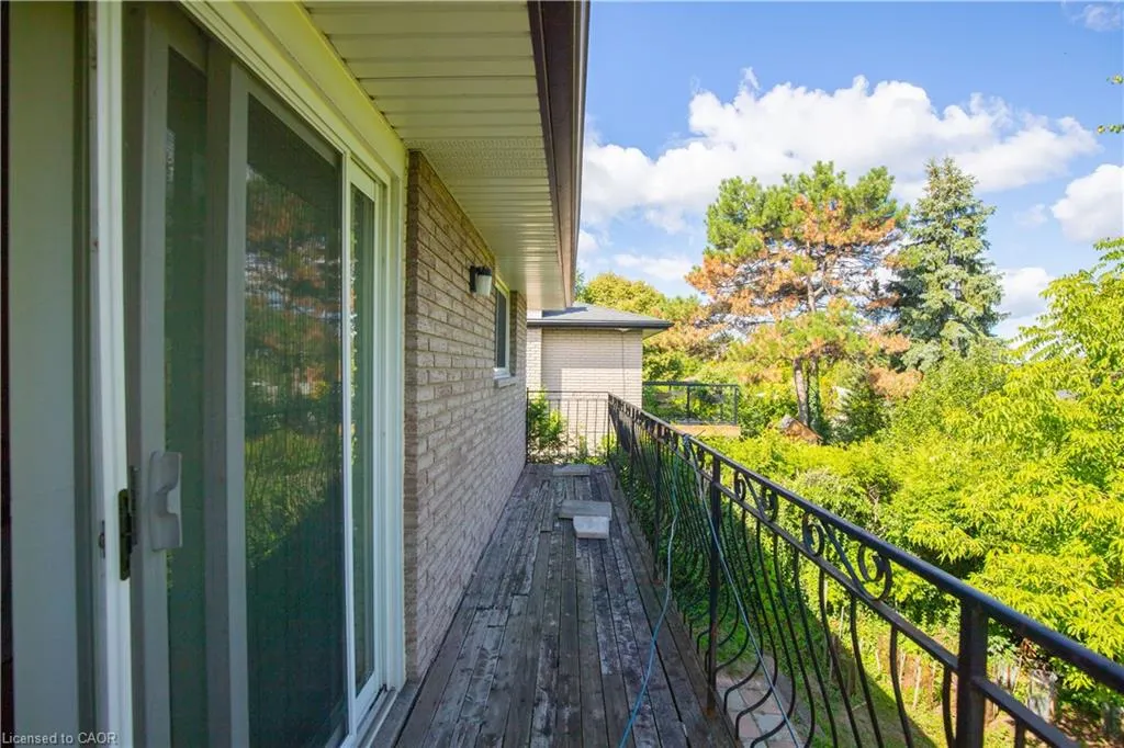 185 Lavina Crescent