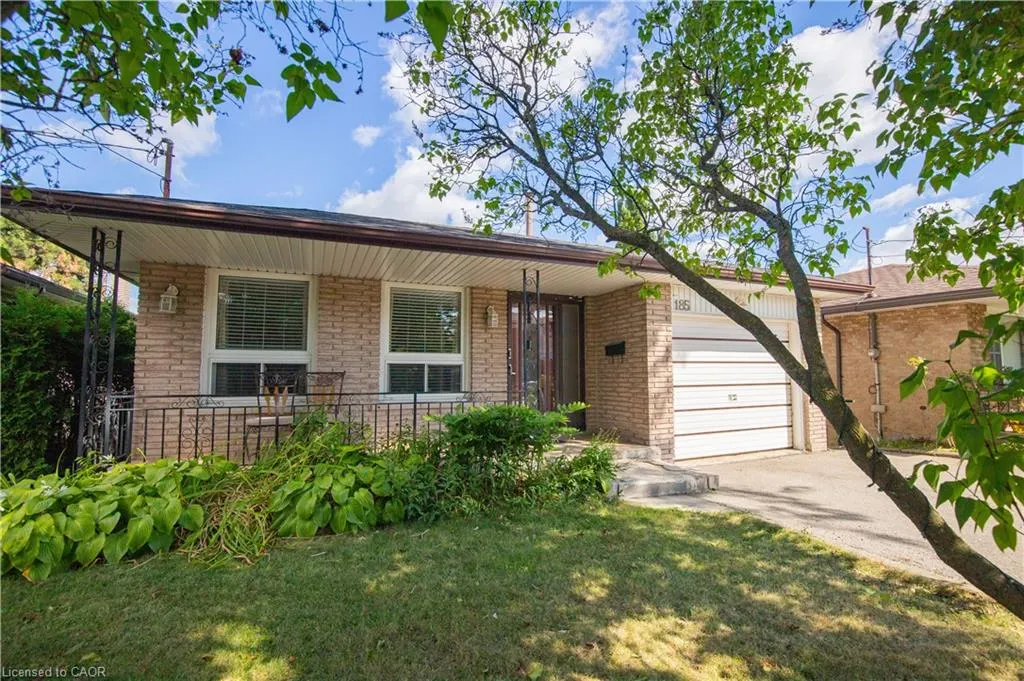 185 Lavina Crescent