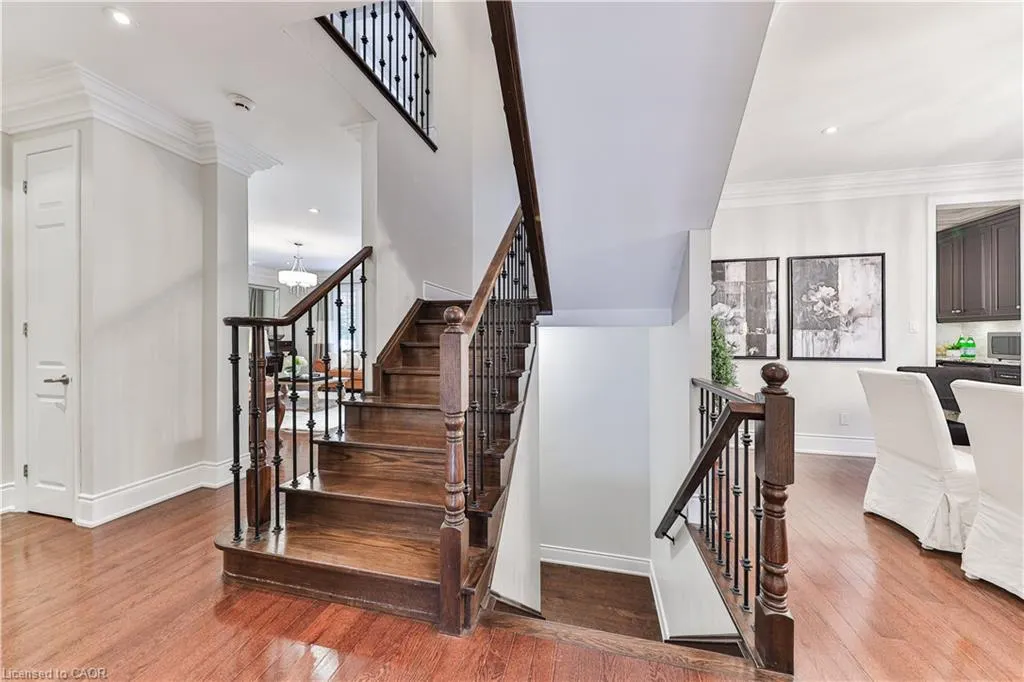 526 Hidden Trail