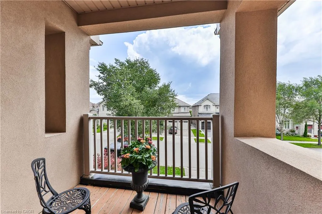 526 Hidden Trail