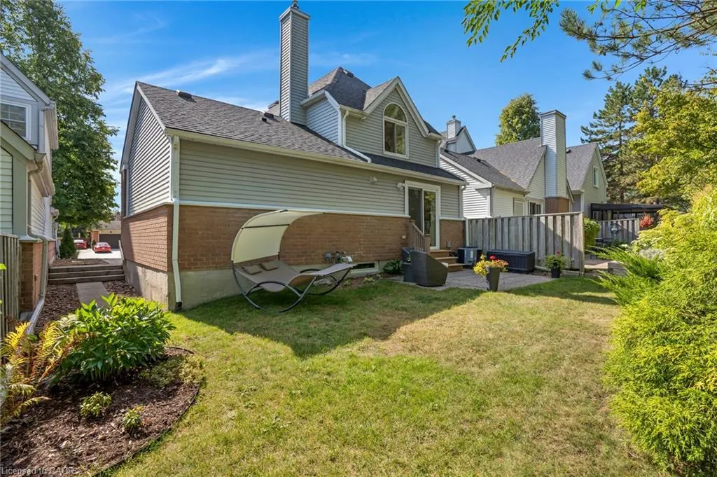 41 Quinte Crescent