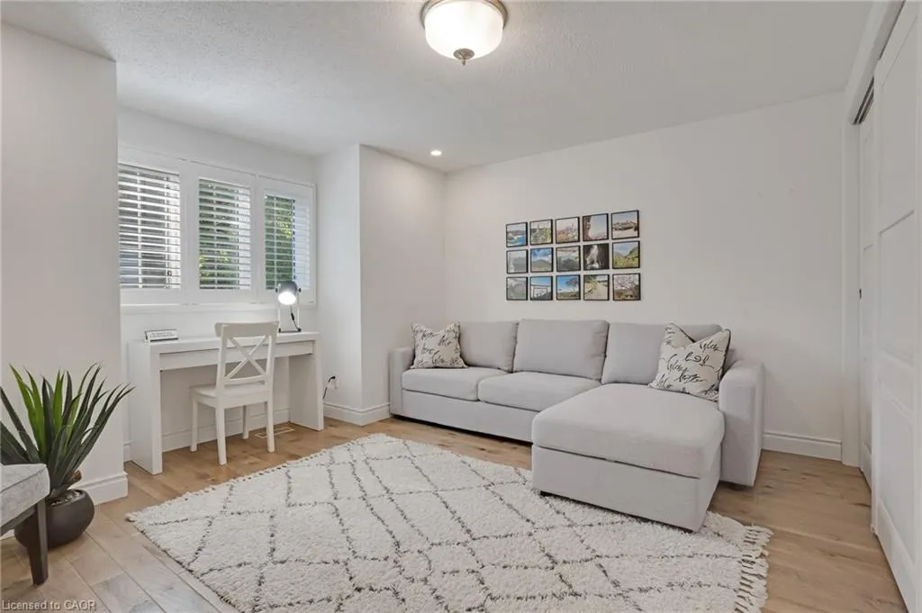 41 Quinte Crescent