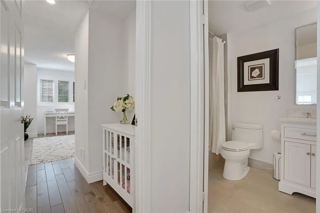 41 Quinte Crescent