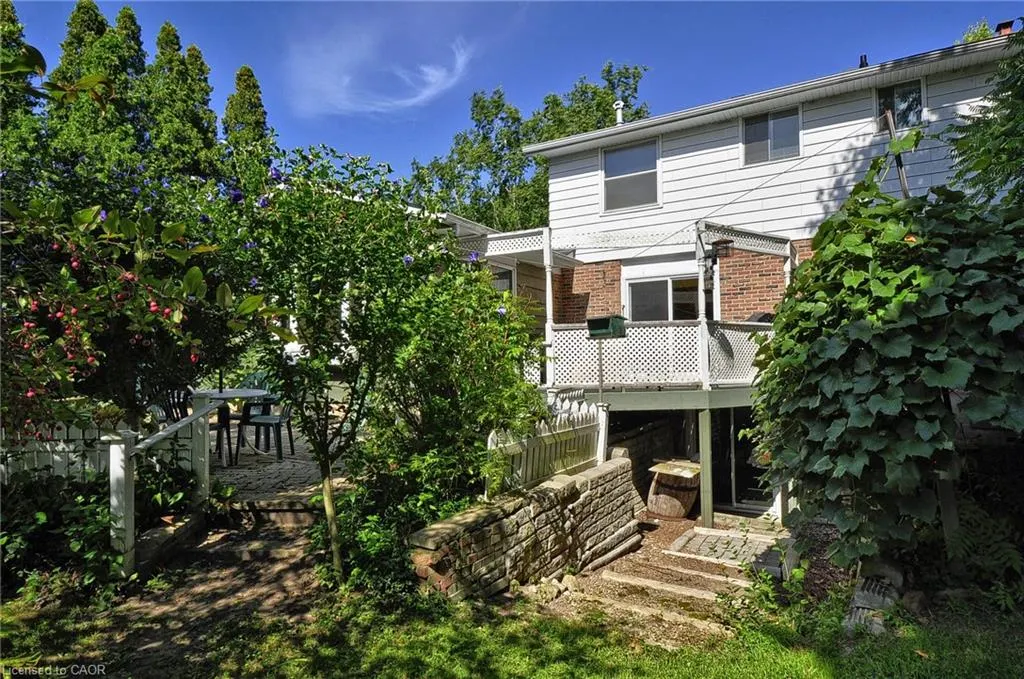 351 Craigleith Drive