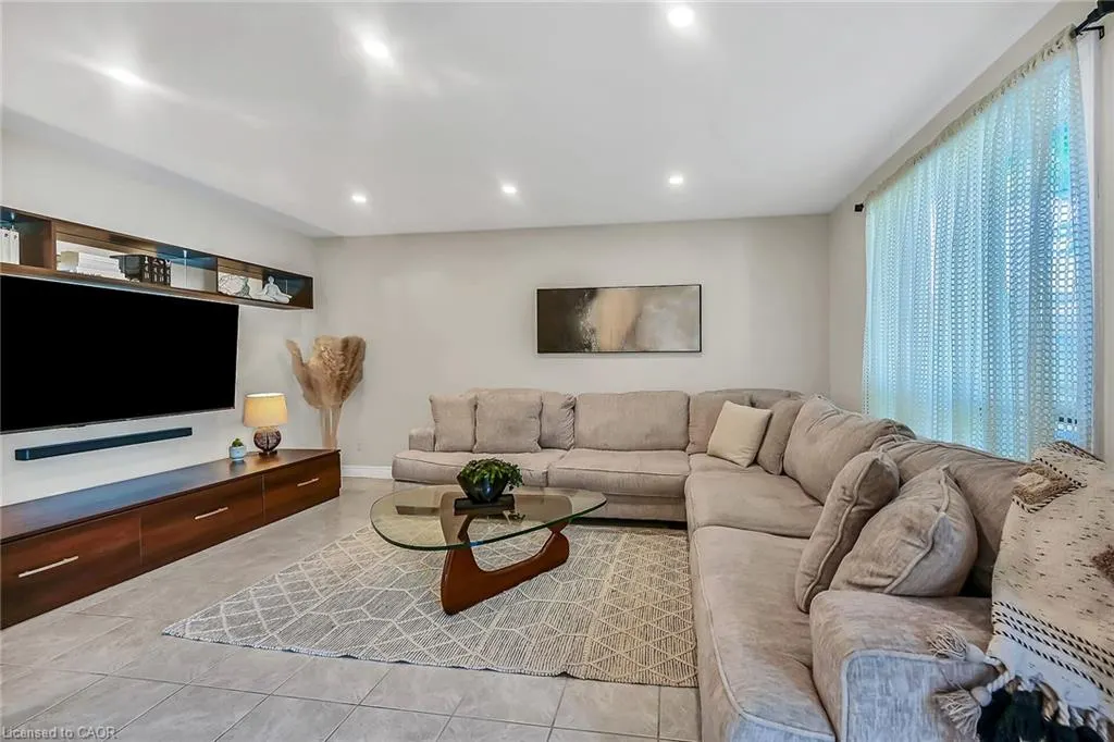 95 Gatestone Drive