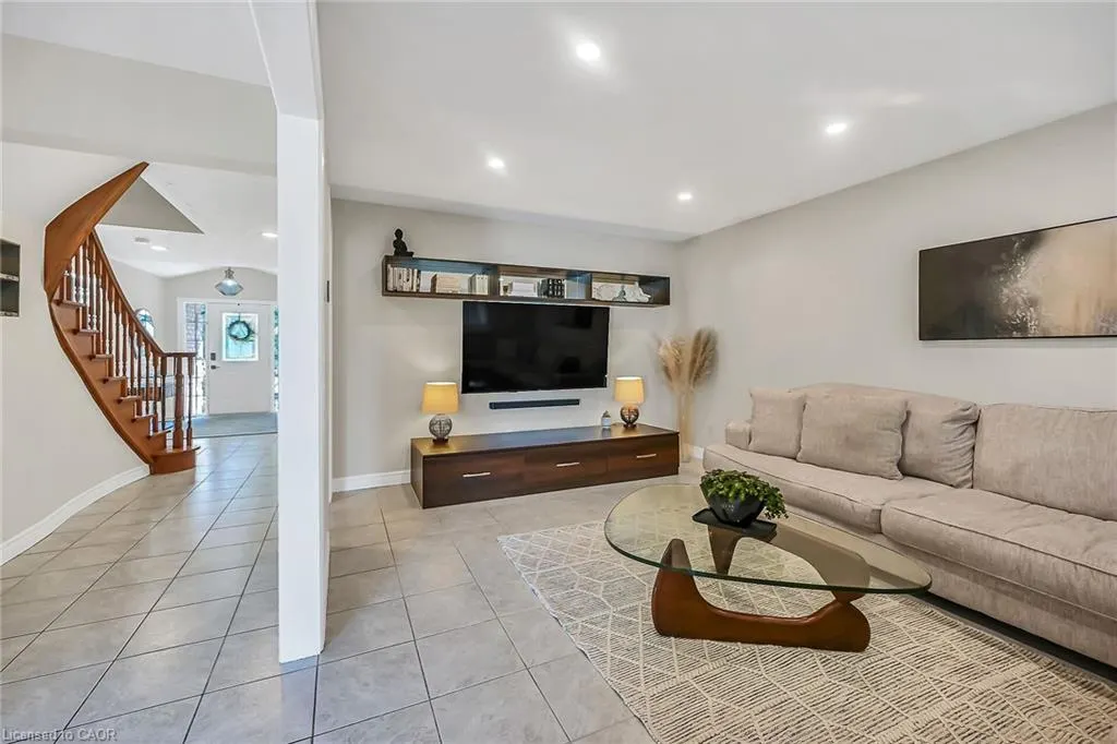 95 Gatestone Drive