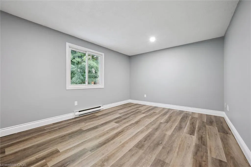 219 Kingswood Drive, #18