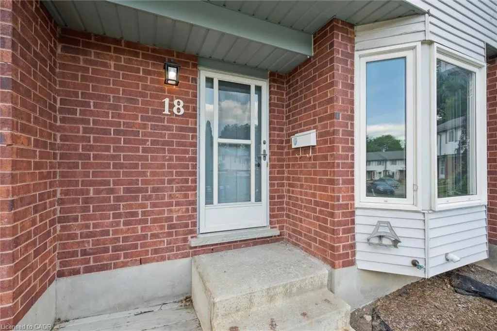 219 Kingswood Drive, #18