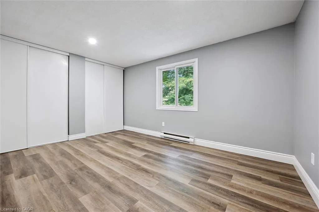 219 Kingswood Drive, #18