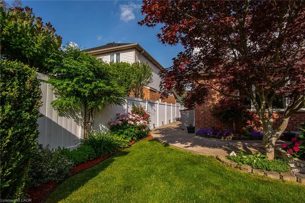 110 Deer Ridge Drive