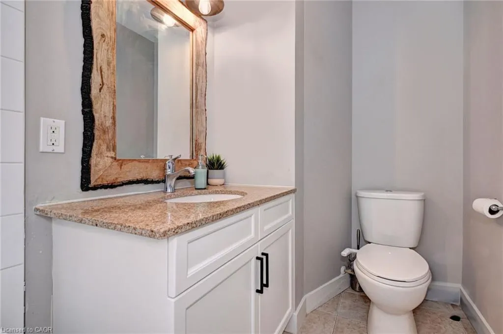 42 Bridgeport Road E, #203