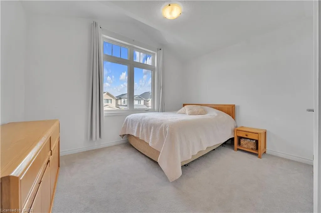 39 Spicer Street