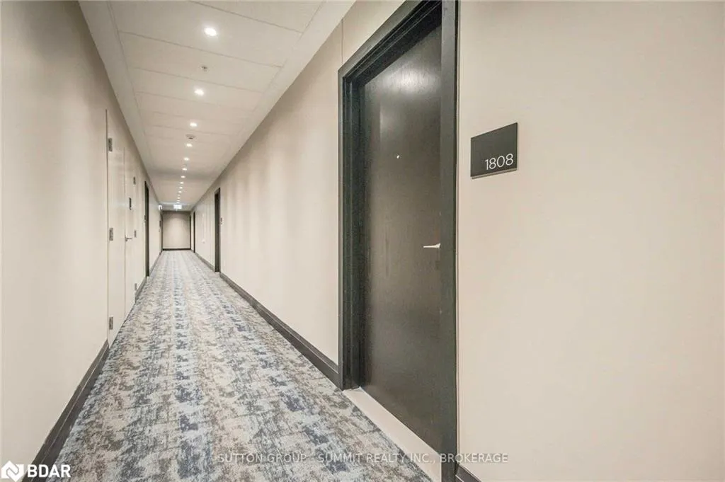 15 Glebe Street, #1808